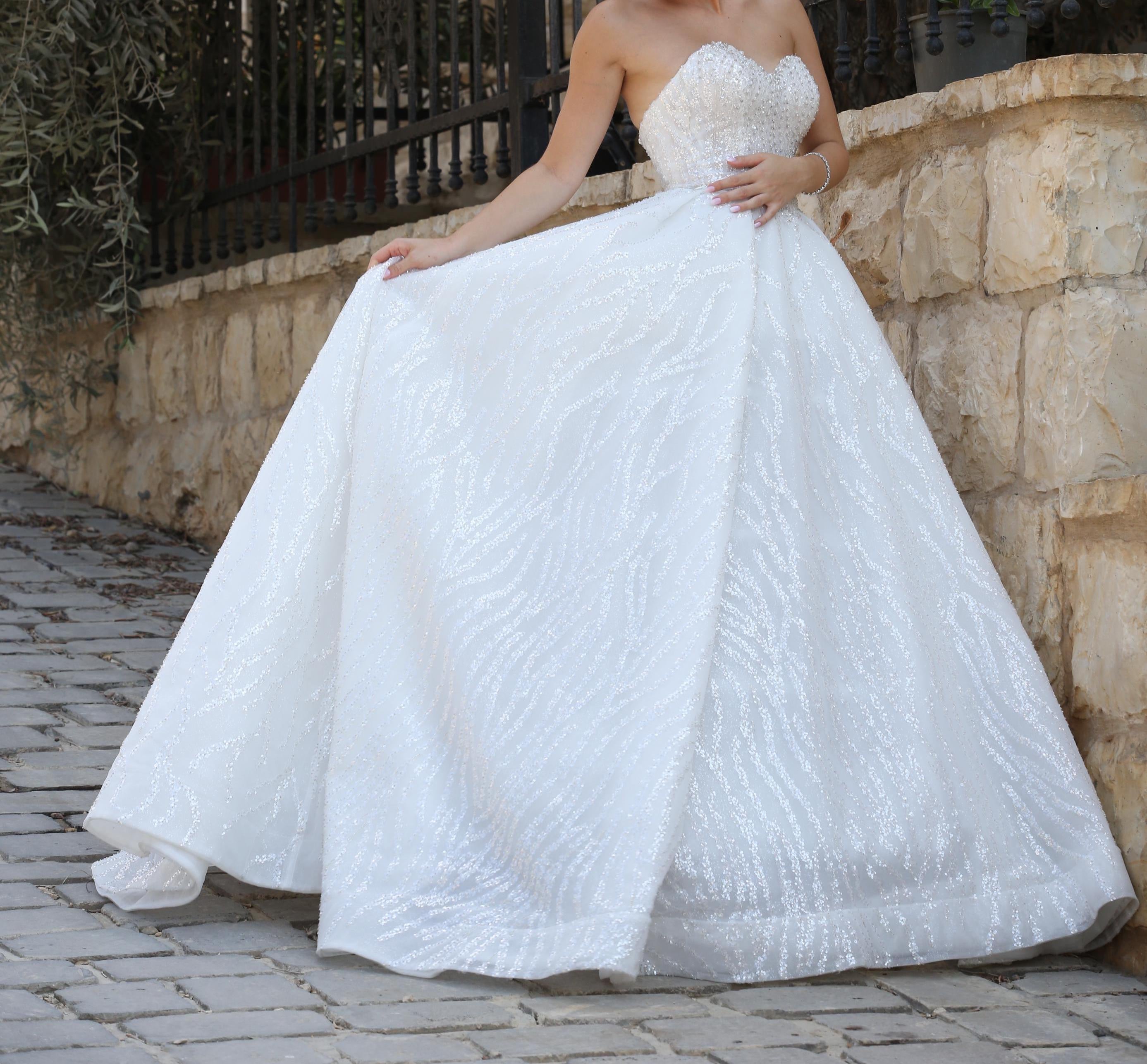 Timeless Elegance White Bridal Gown