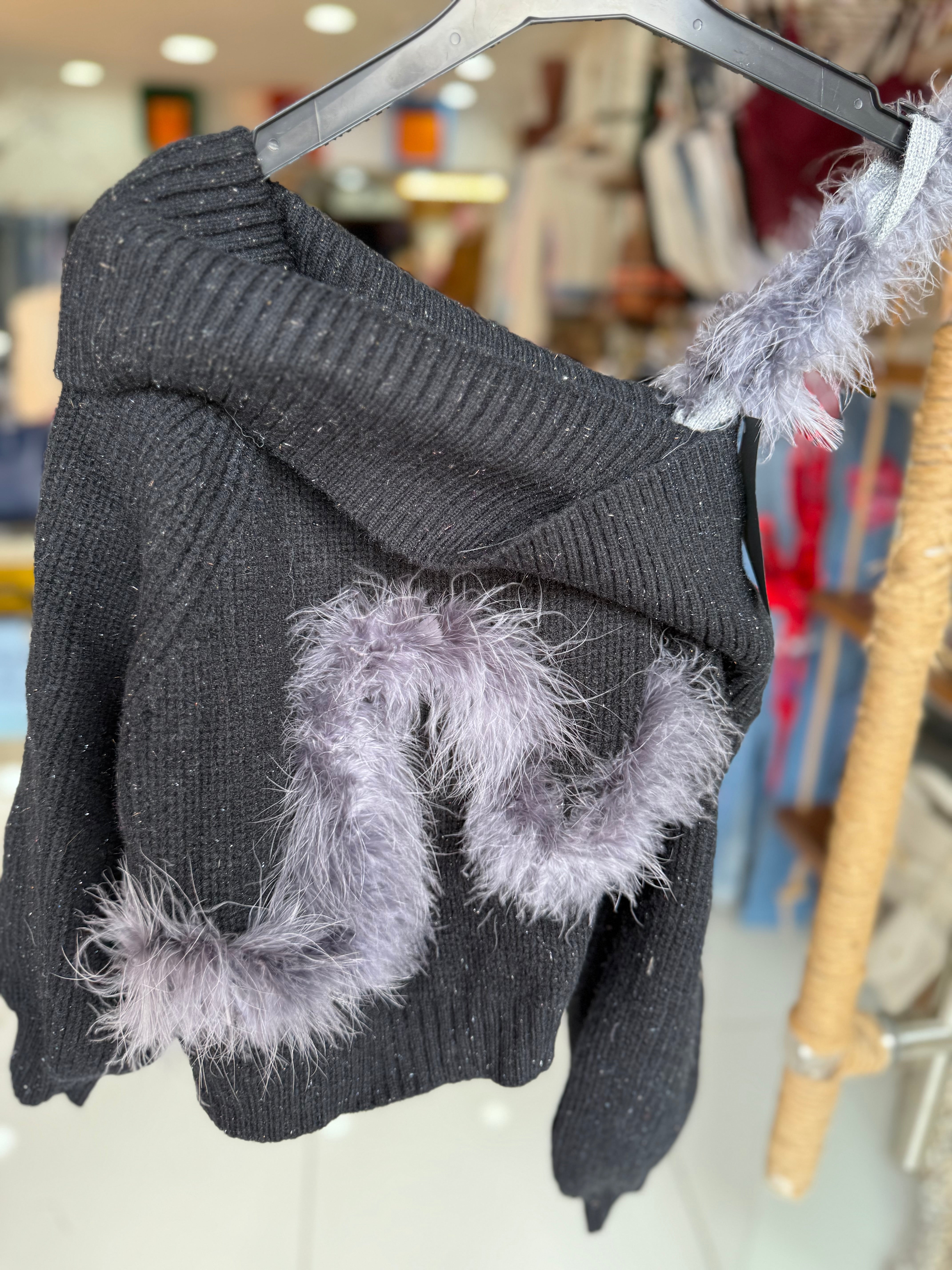 One-Shoulder wool & fur Sweater