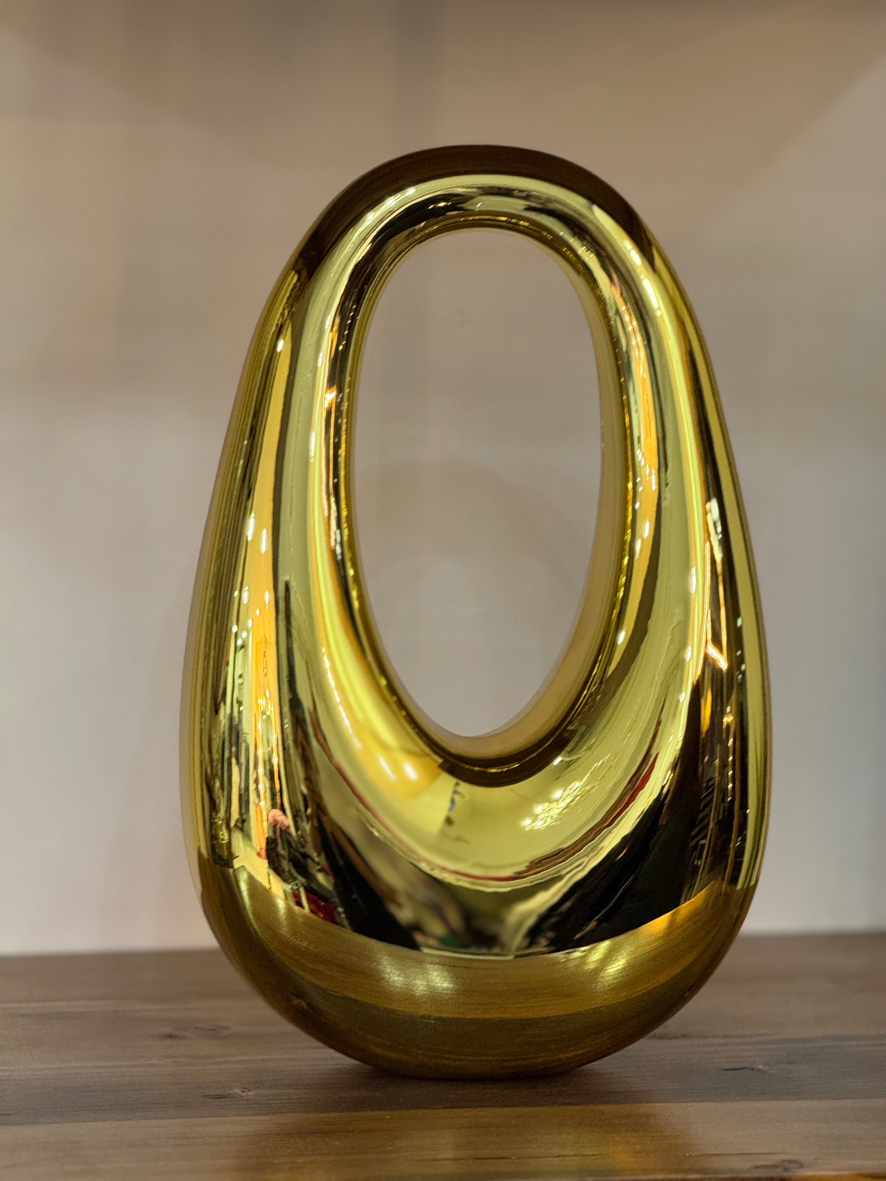 Oval Mirror Gold Bag – Luxe Statement Oval Shape