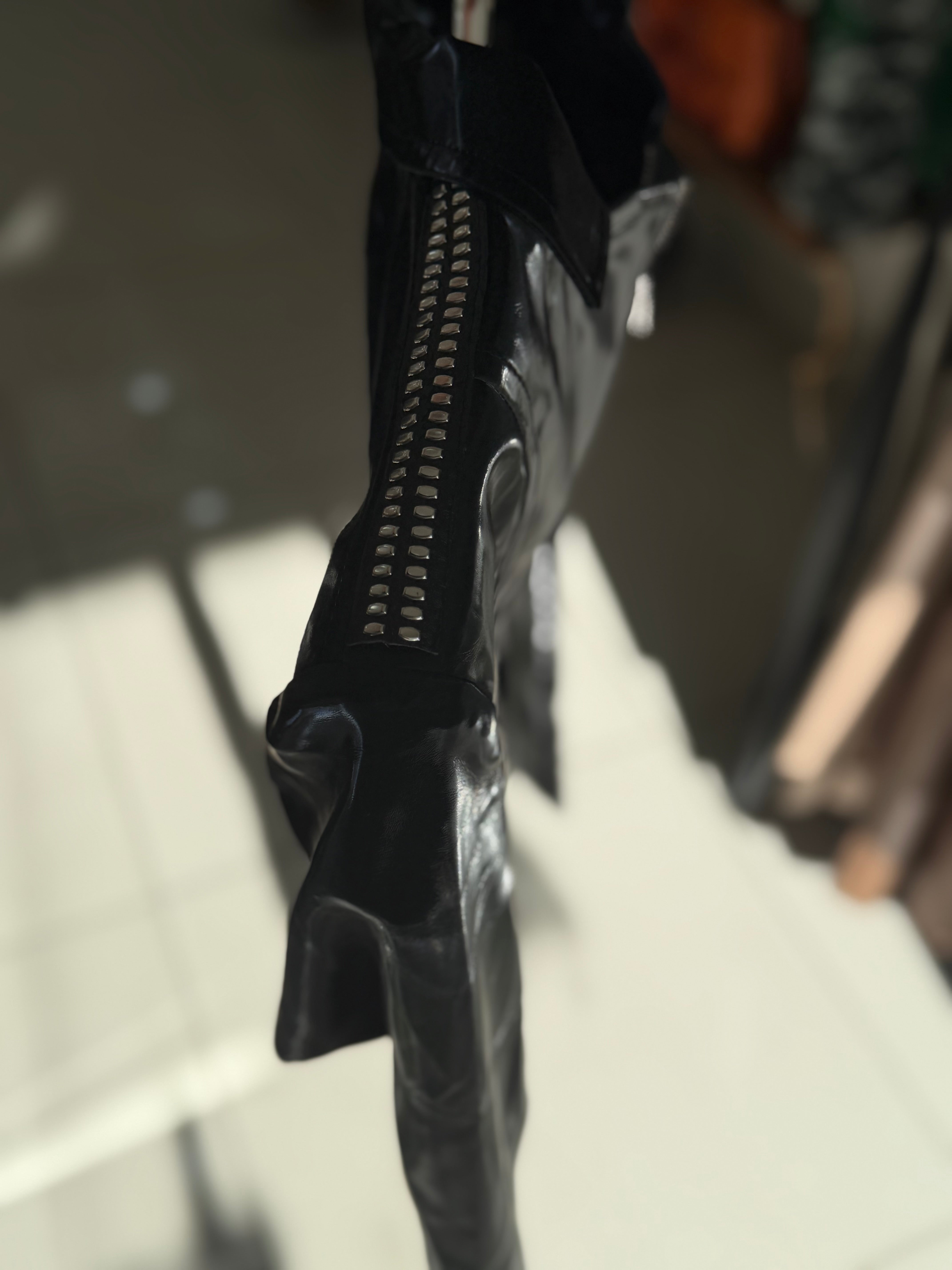 Glossy Black Cropped Leather Jacket