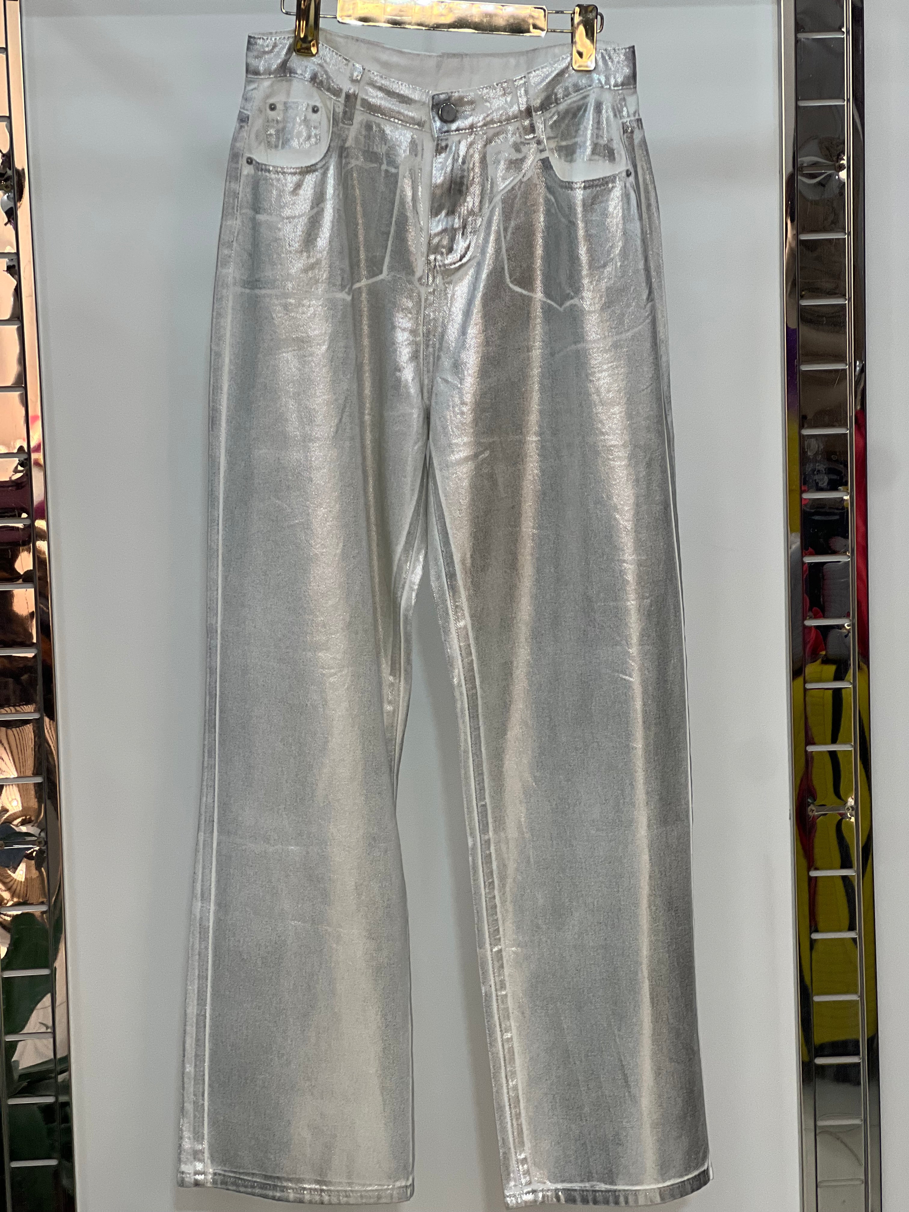 Urban Ice: Silver Metallic-Accent Denim Jeans