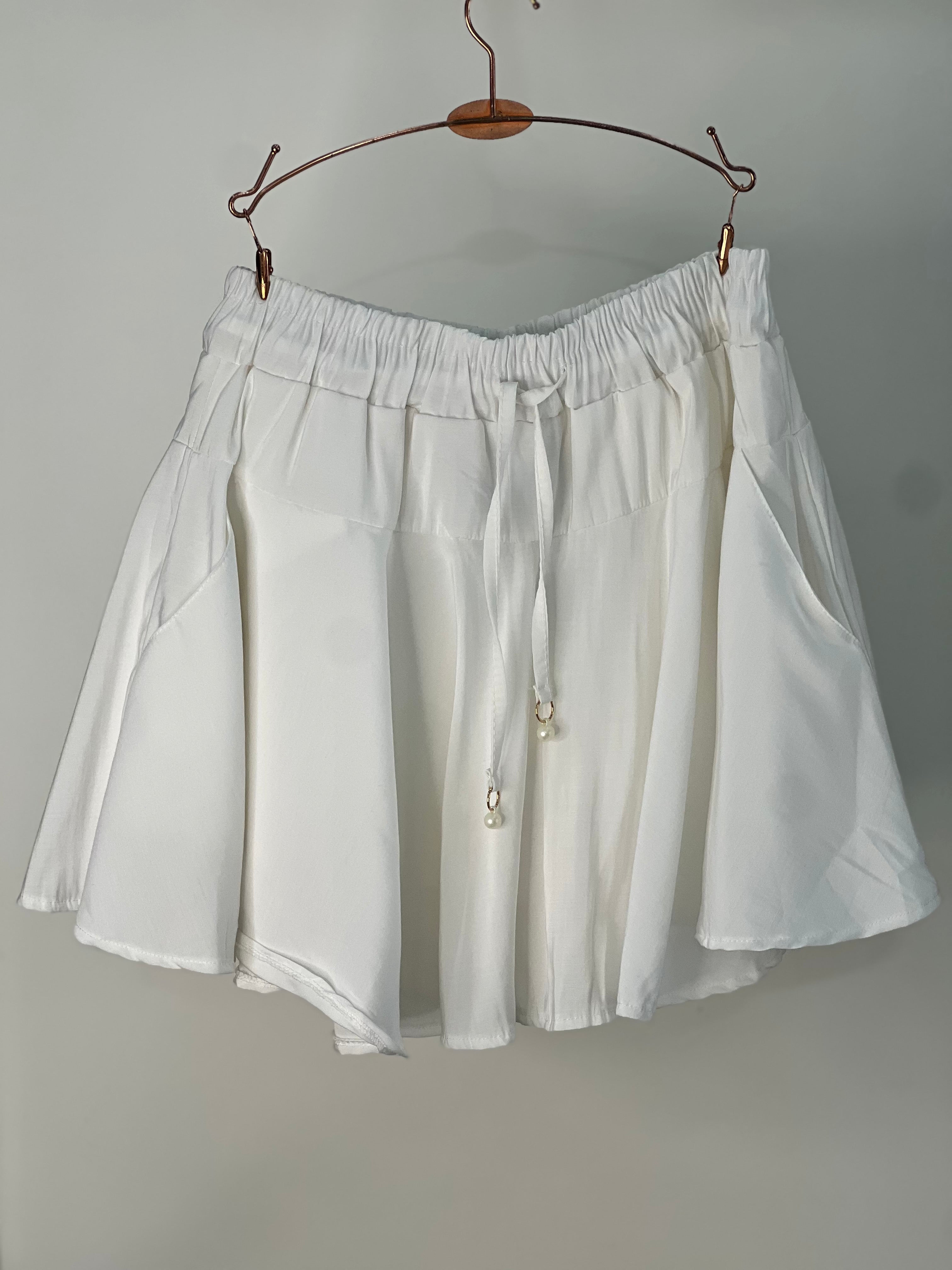 White Flowy Skort with Elastic Waist – Light & Effortless