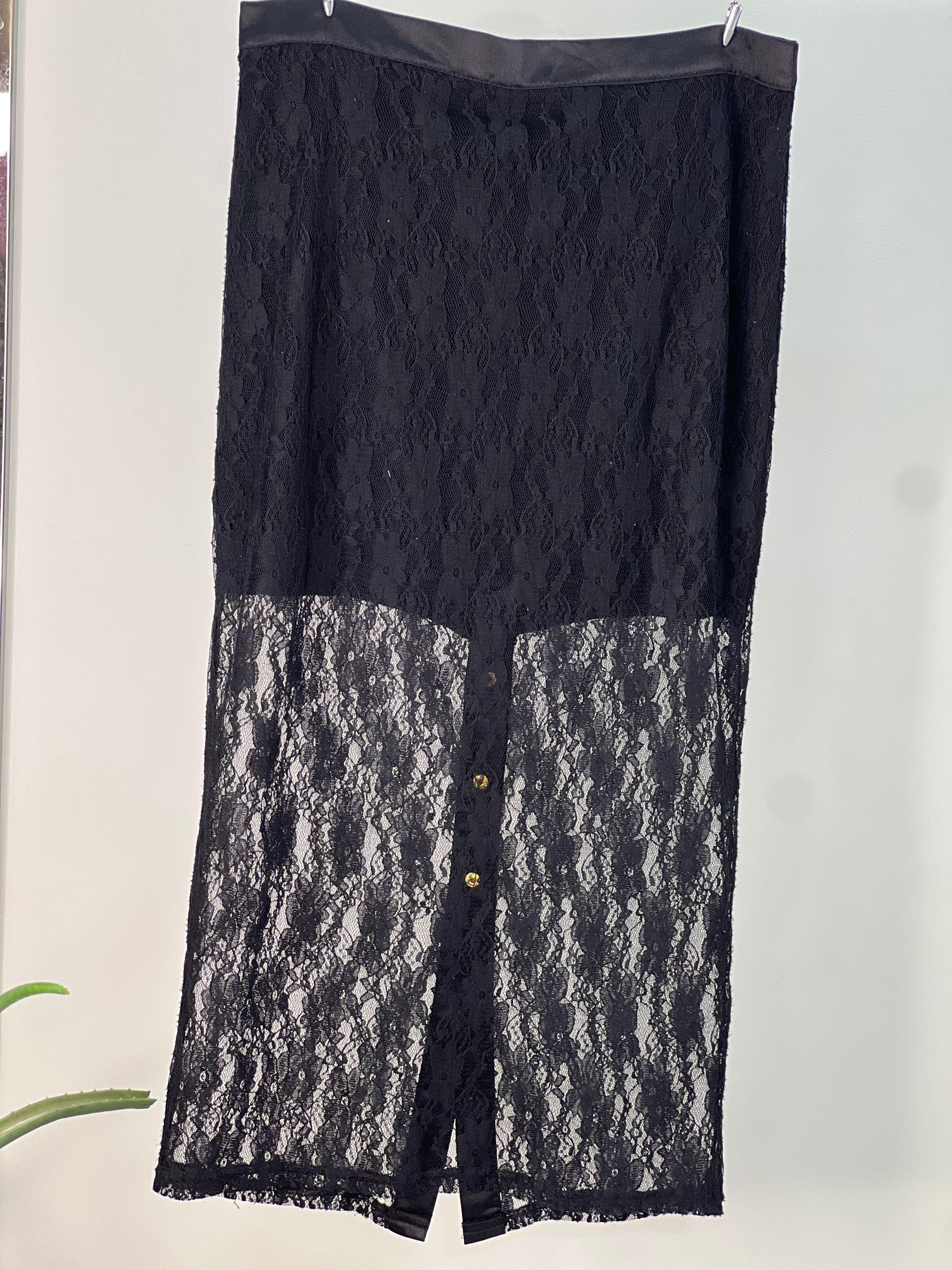 The Black Dentelle Midi Skirt