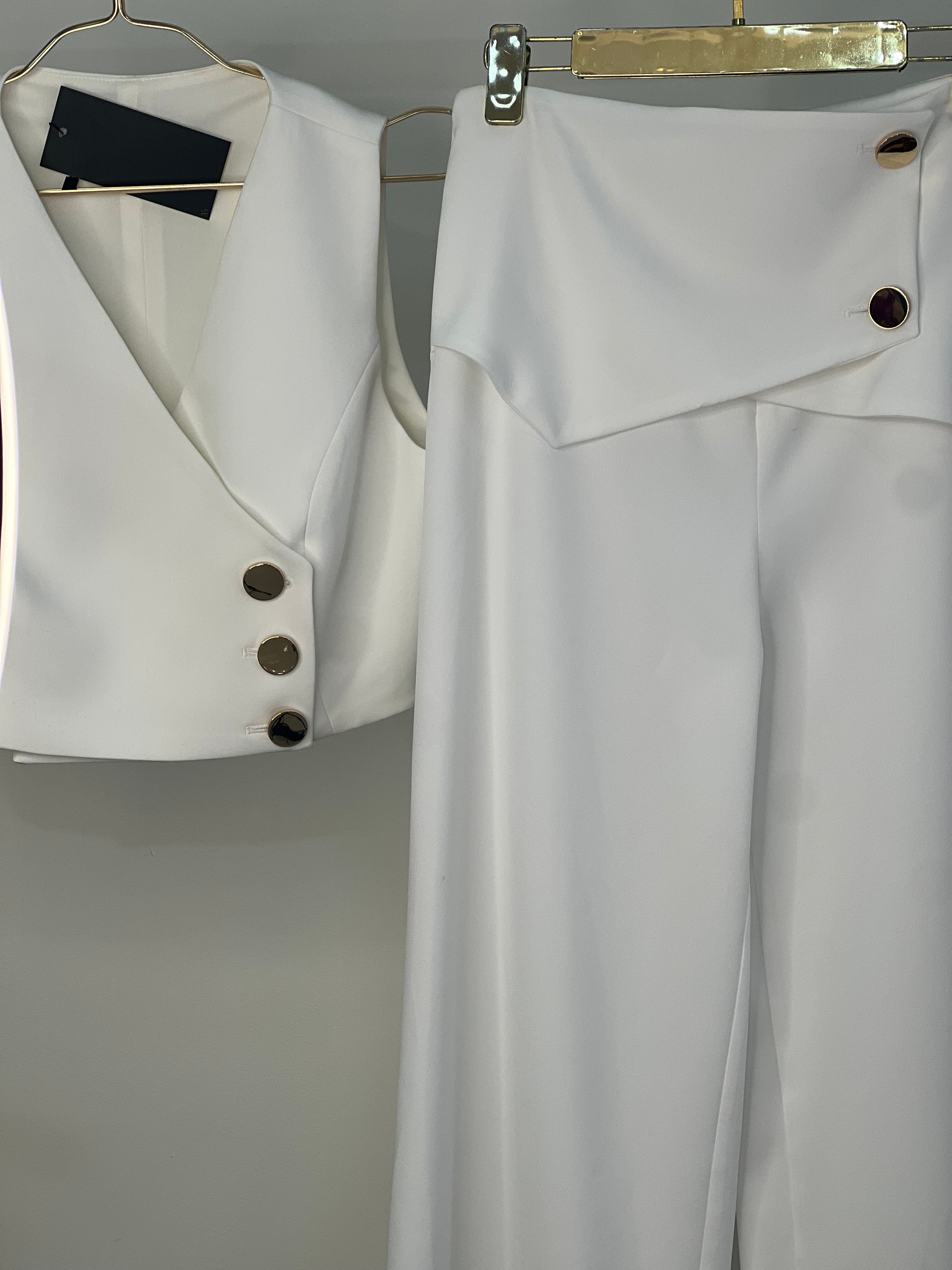 Chic White Two-Piece Set with Asymmetrical Button Detailing