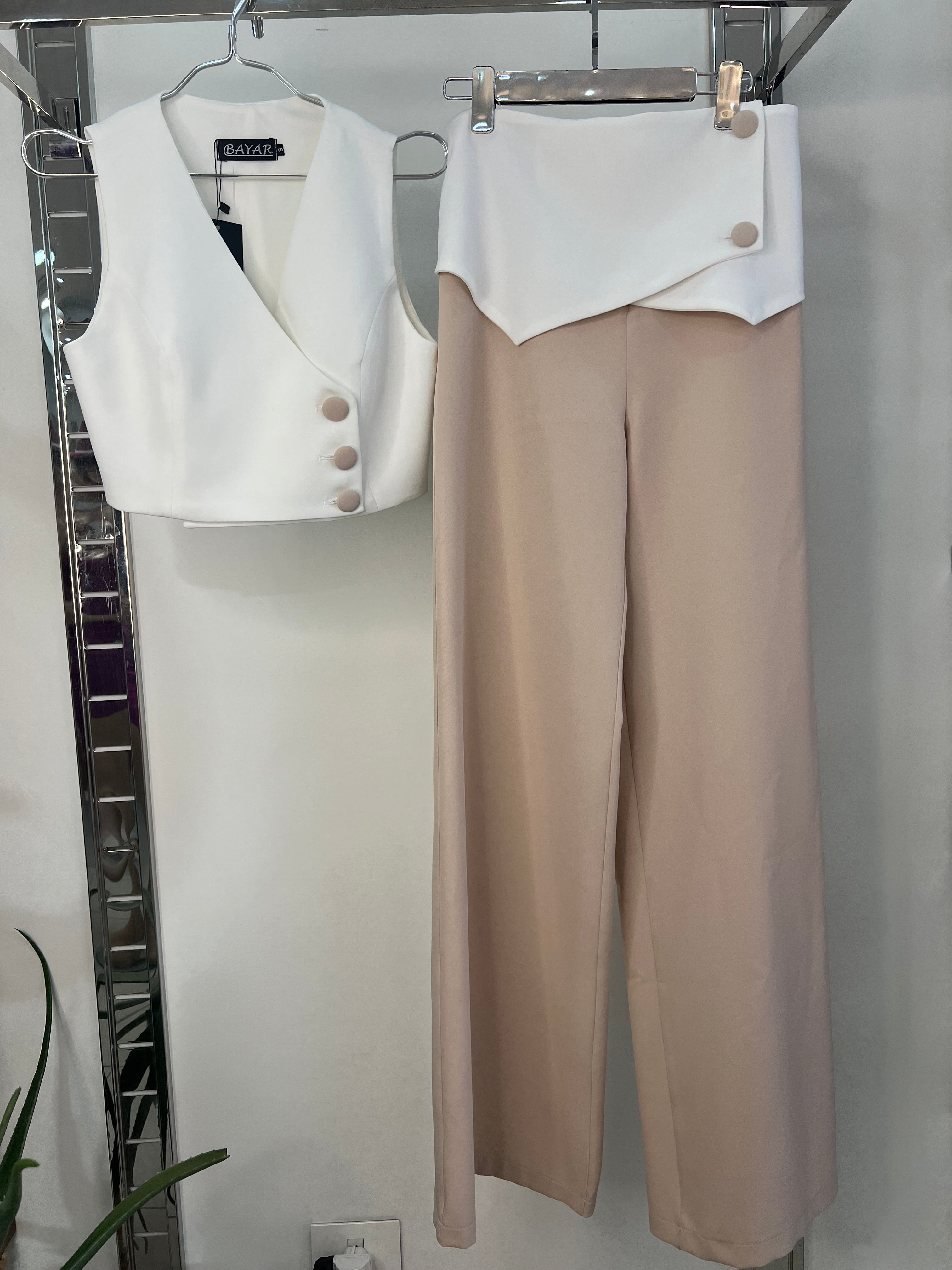 Chic White Two-Piece Set with Asymmetrical Button Detailing