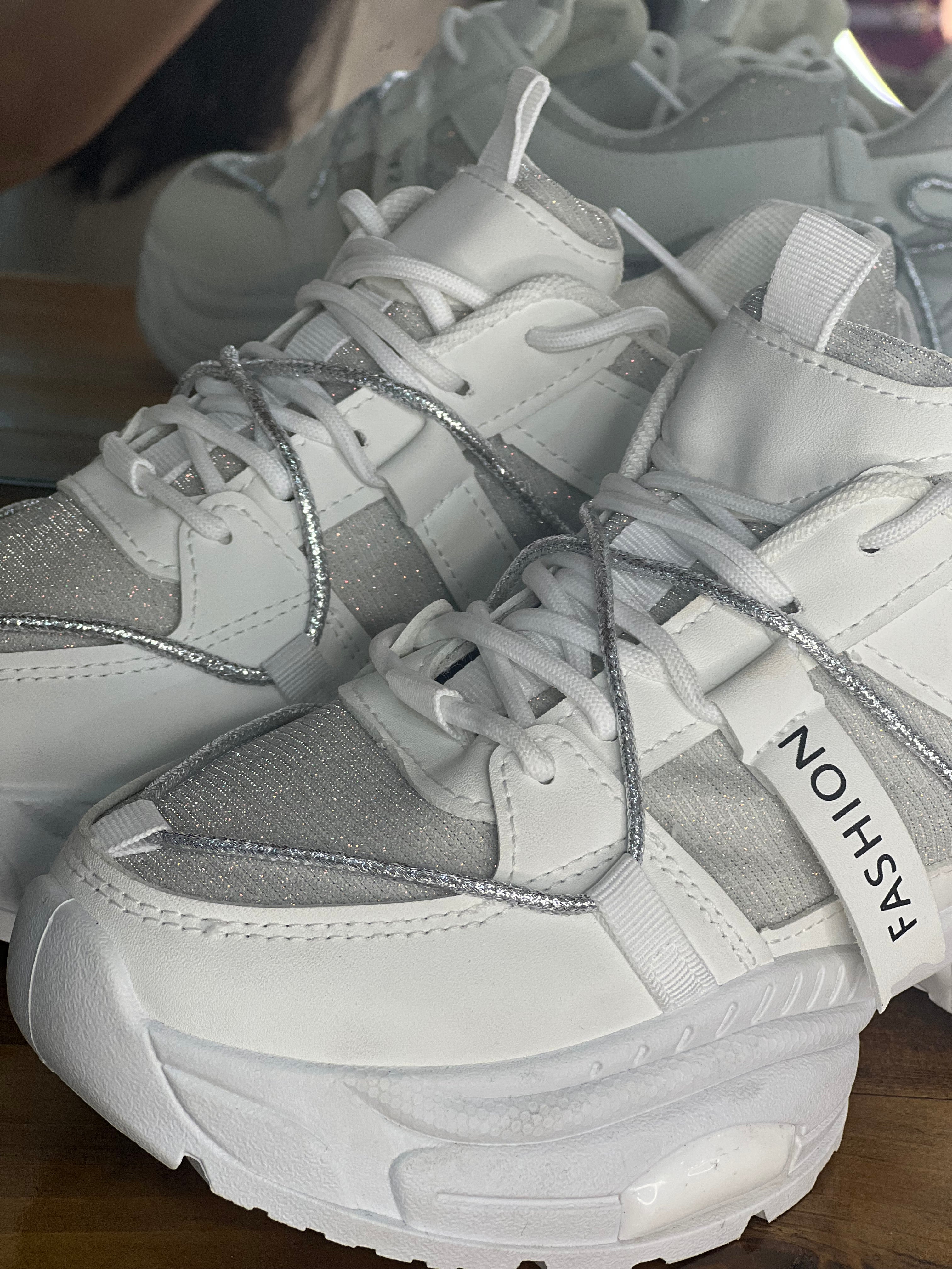 White Sneakers with Silver Laces – Clean Style with a Metallic Twist