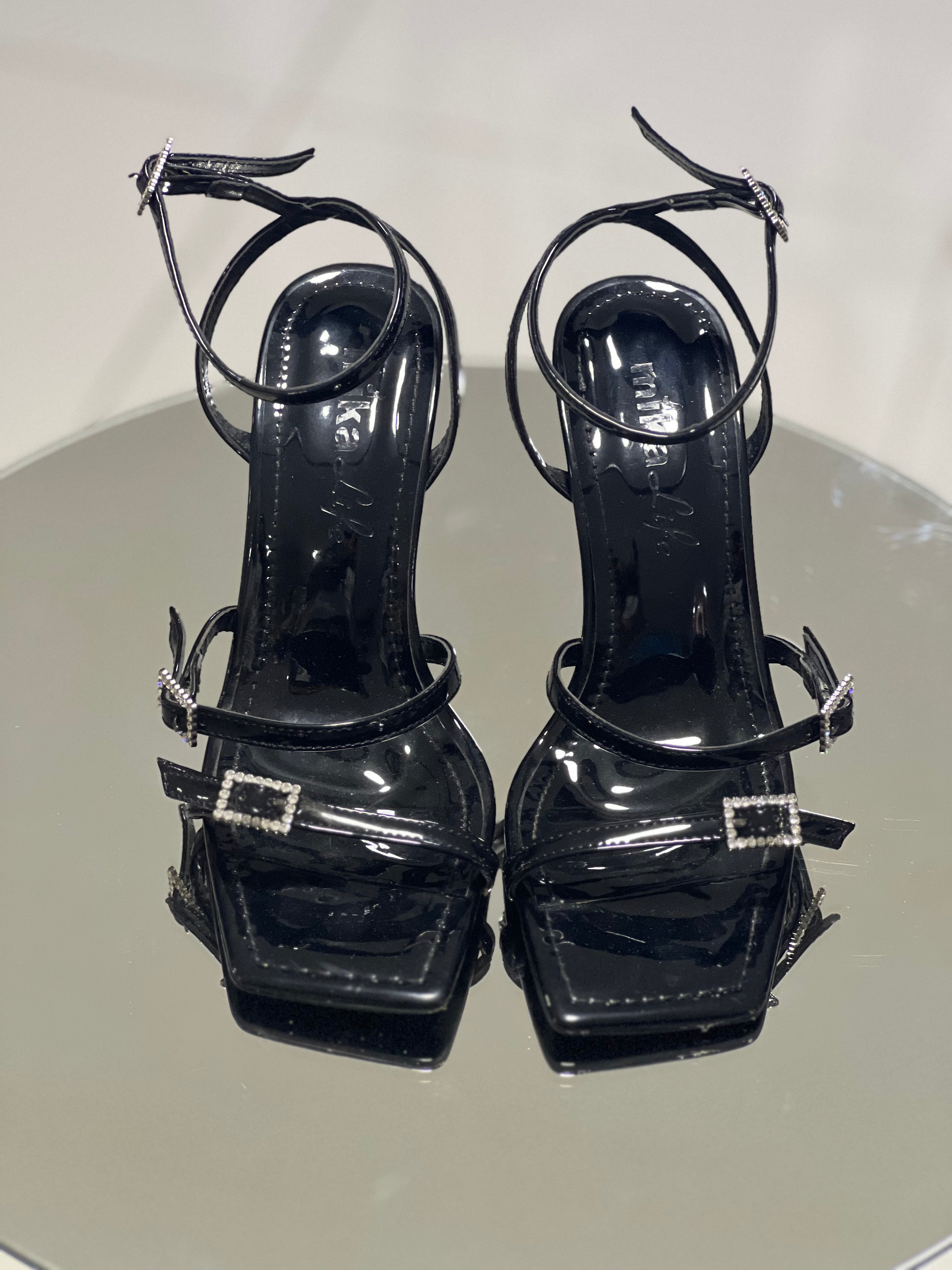 Shine & Comfort Heels