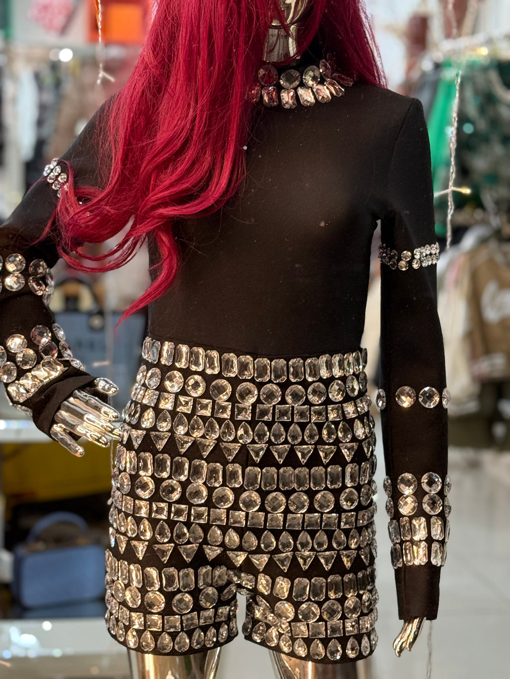 Bandage overall with stones