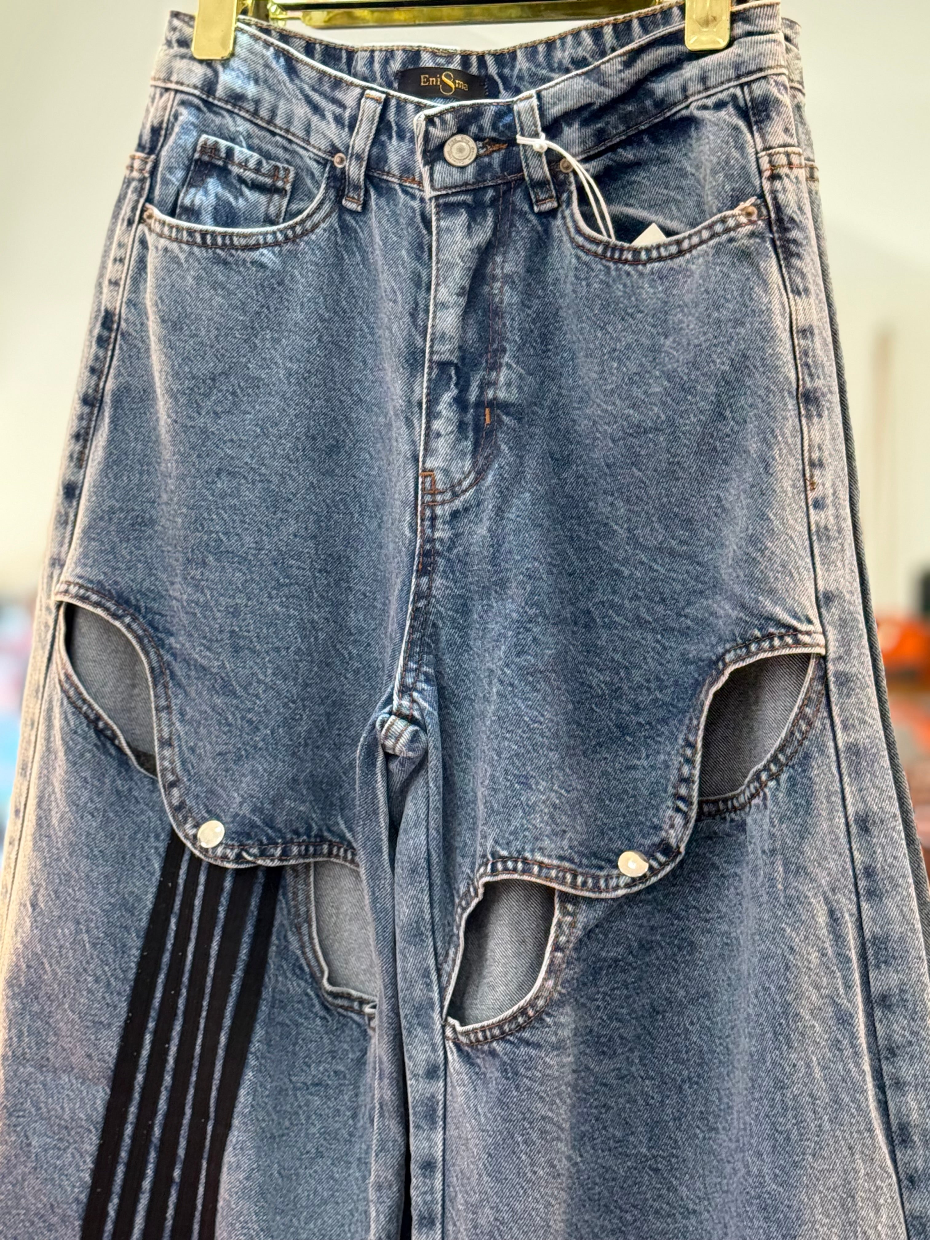 Front-Slit Jeans with Triple Black Line Detail