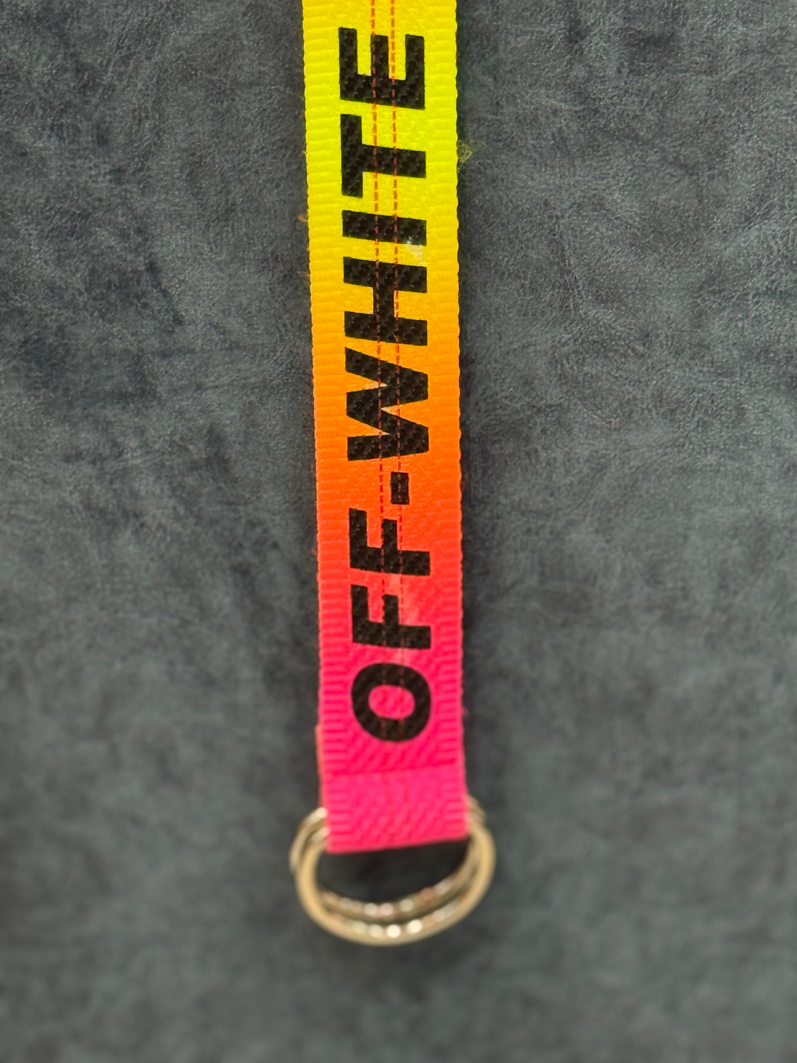 Multicolor belt