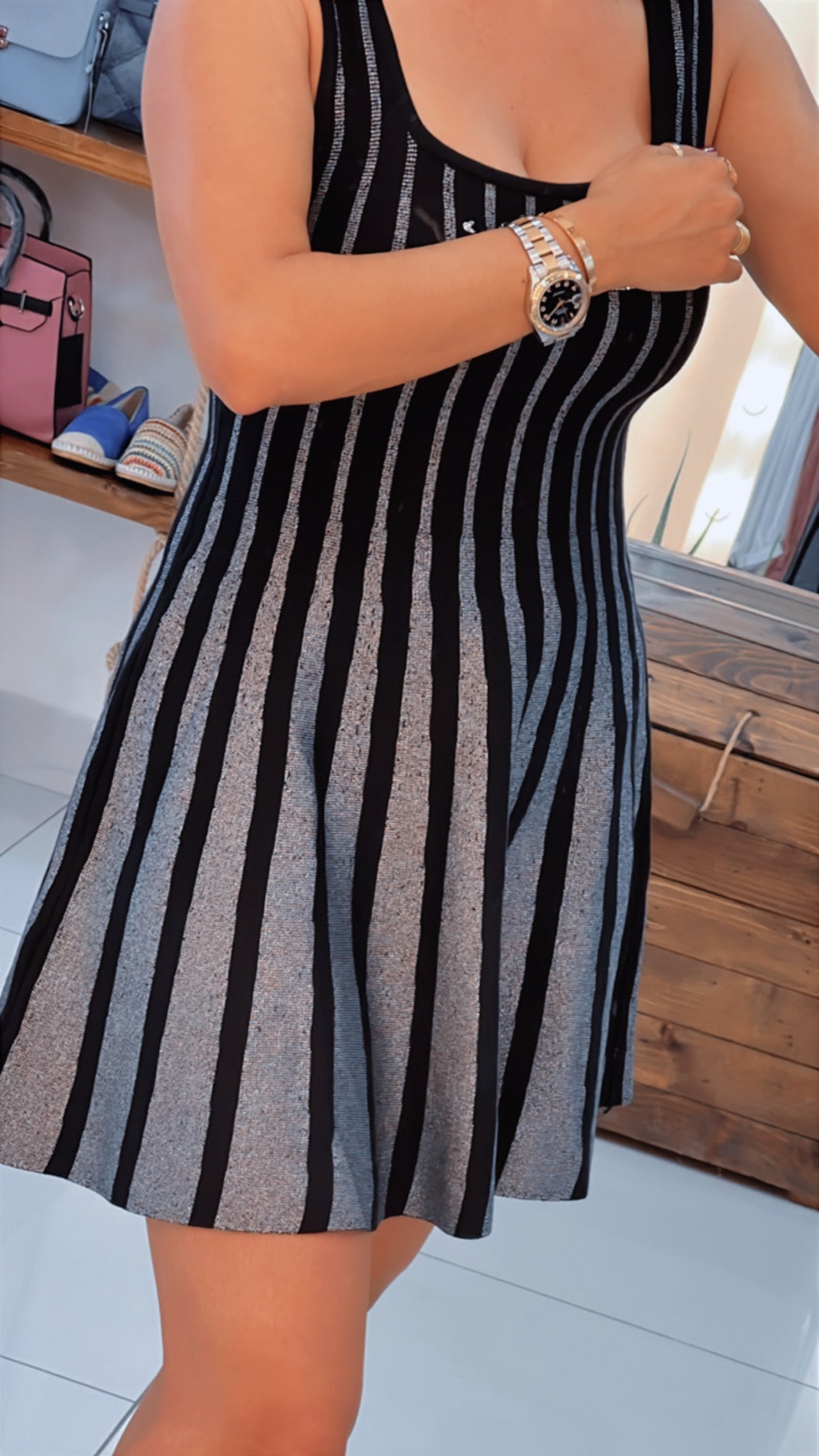 Chic Casual Dress with Striped Design and Flared Skirt