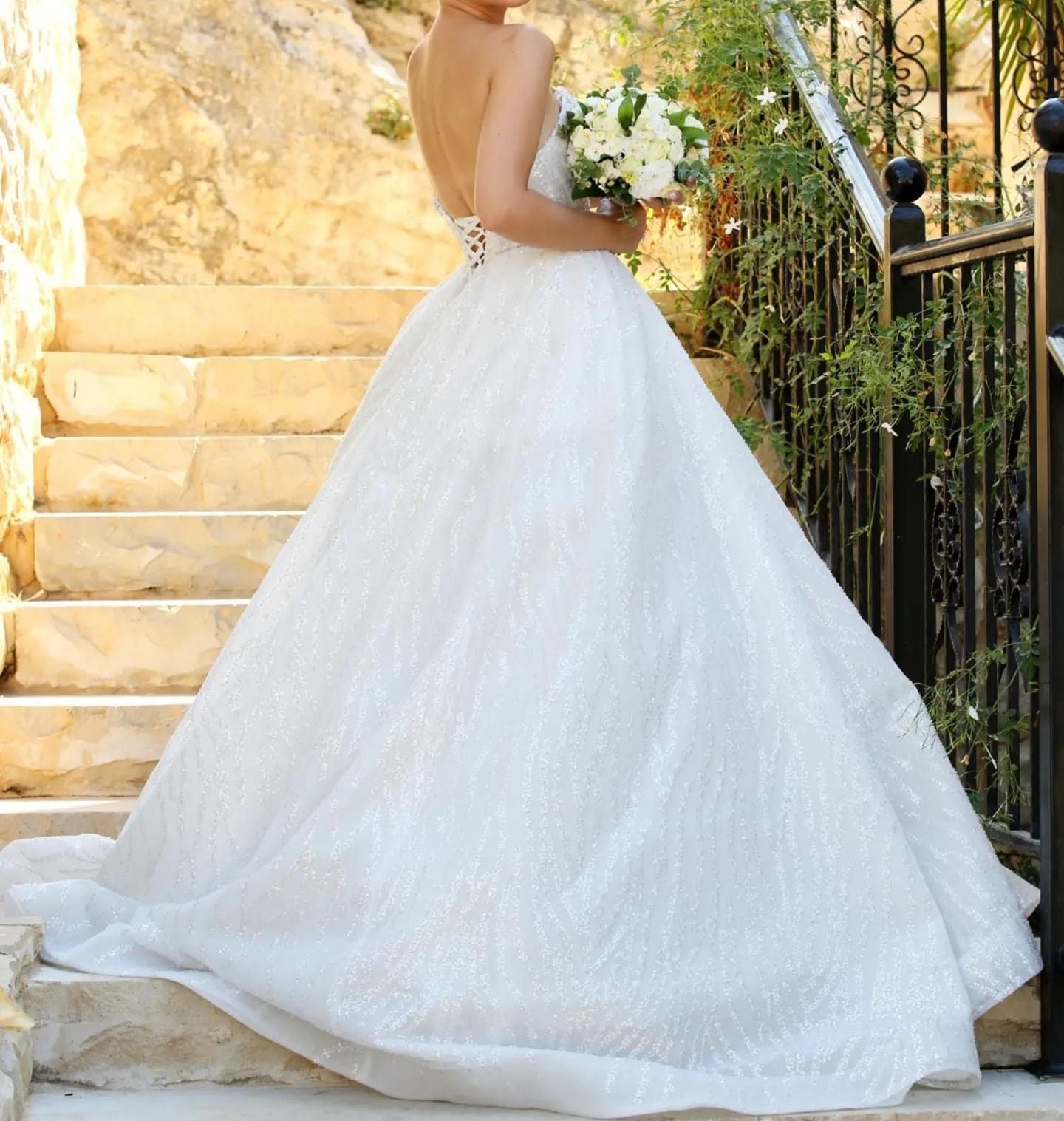Timeless Elegance White Bridal Gown