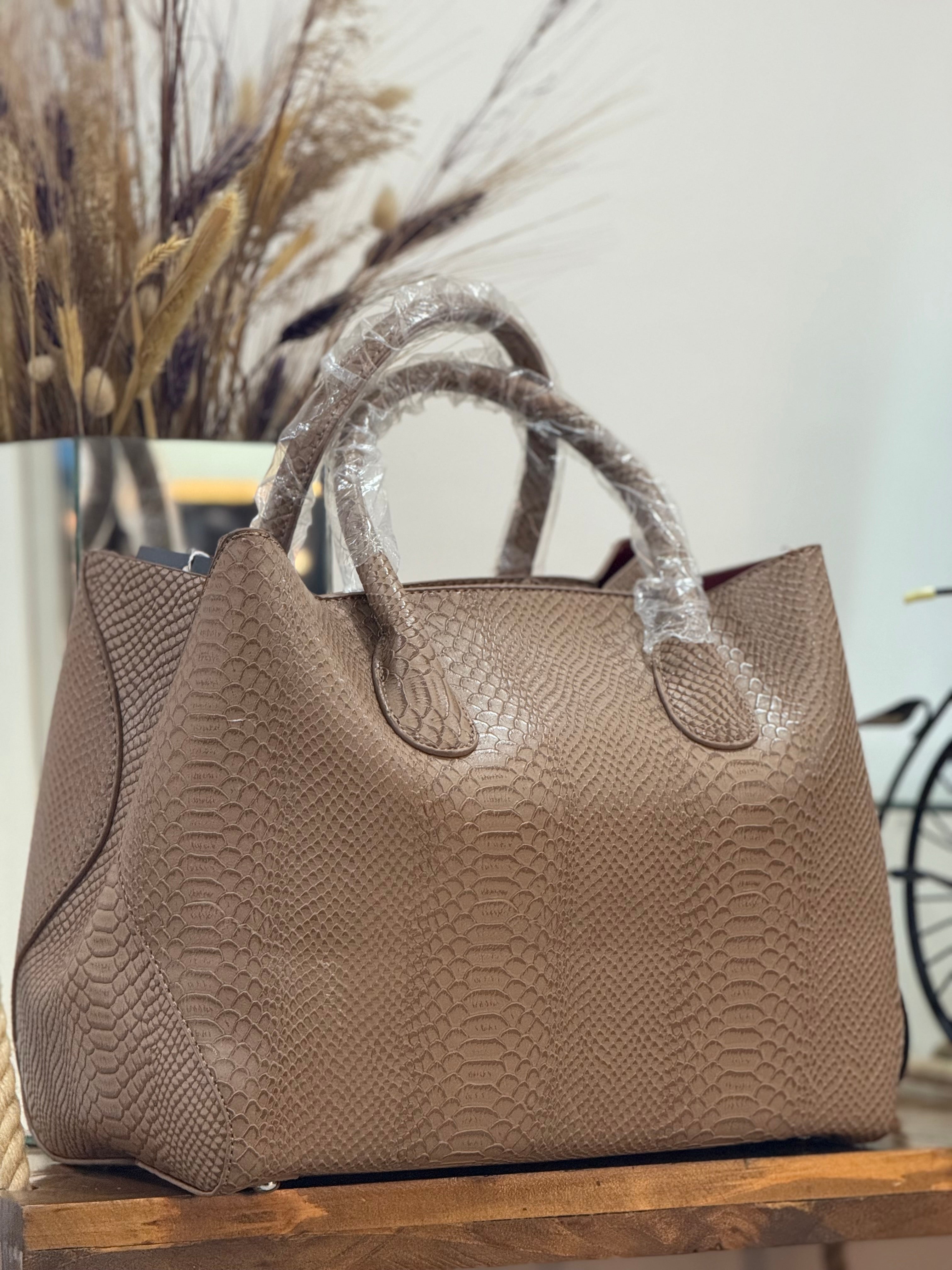 Big leather luxury bag