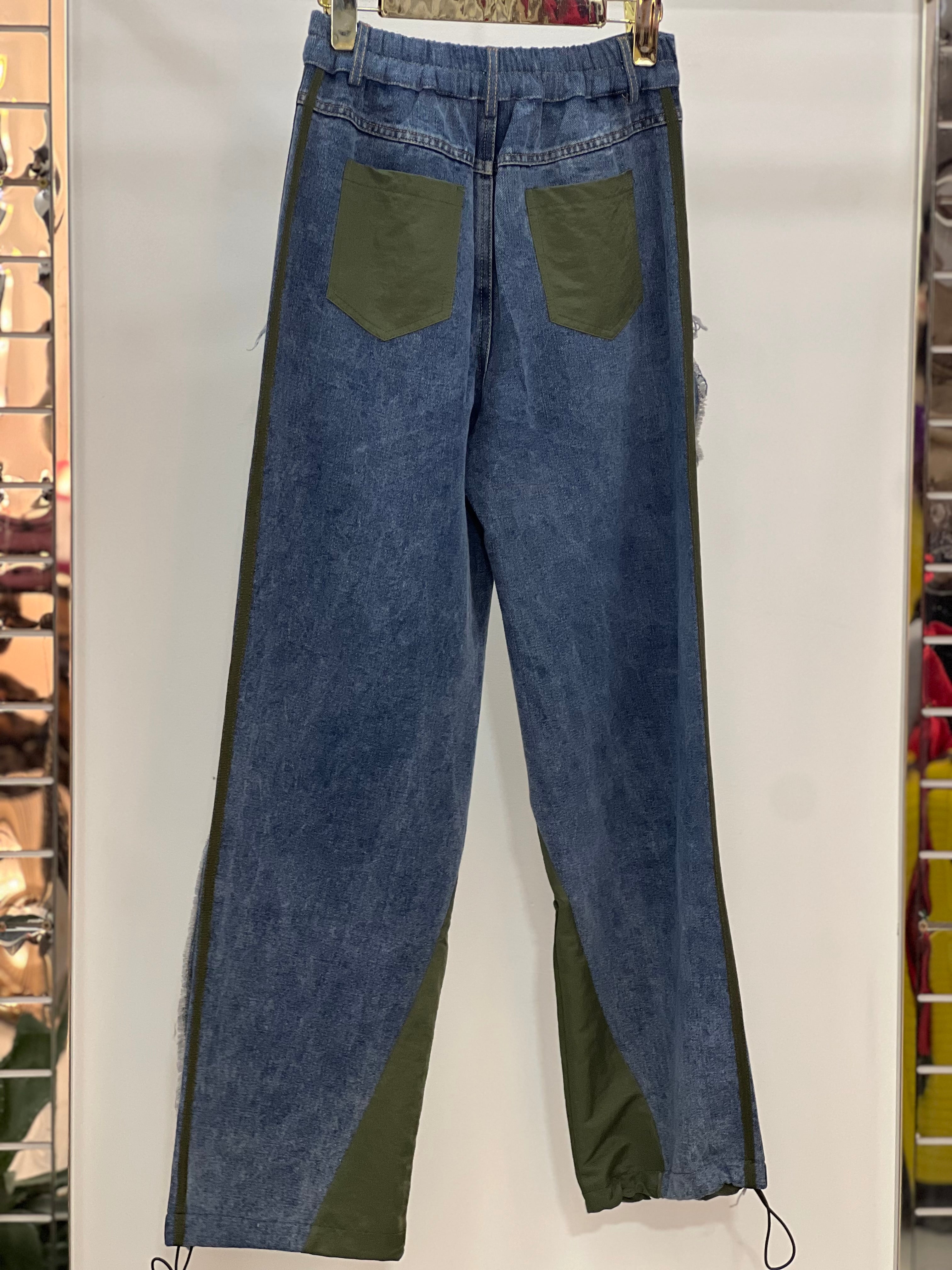 Hybrid Contrast Panel Jogger Jeans