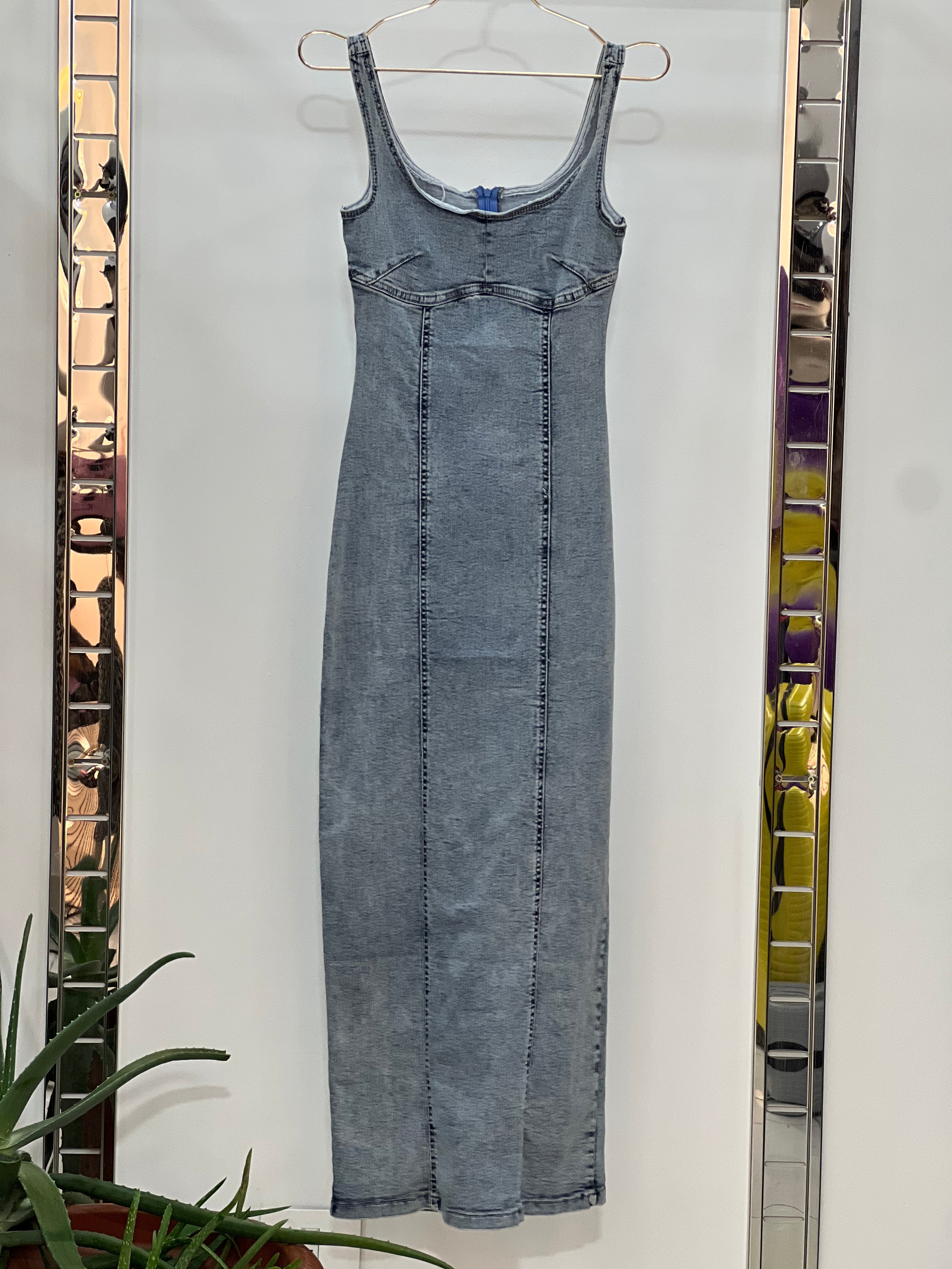 Fitted Scoop-Neck Stretch Denim Dress