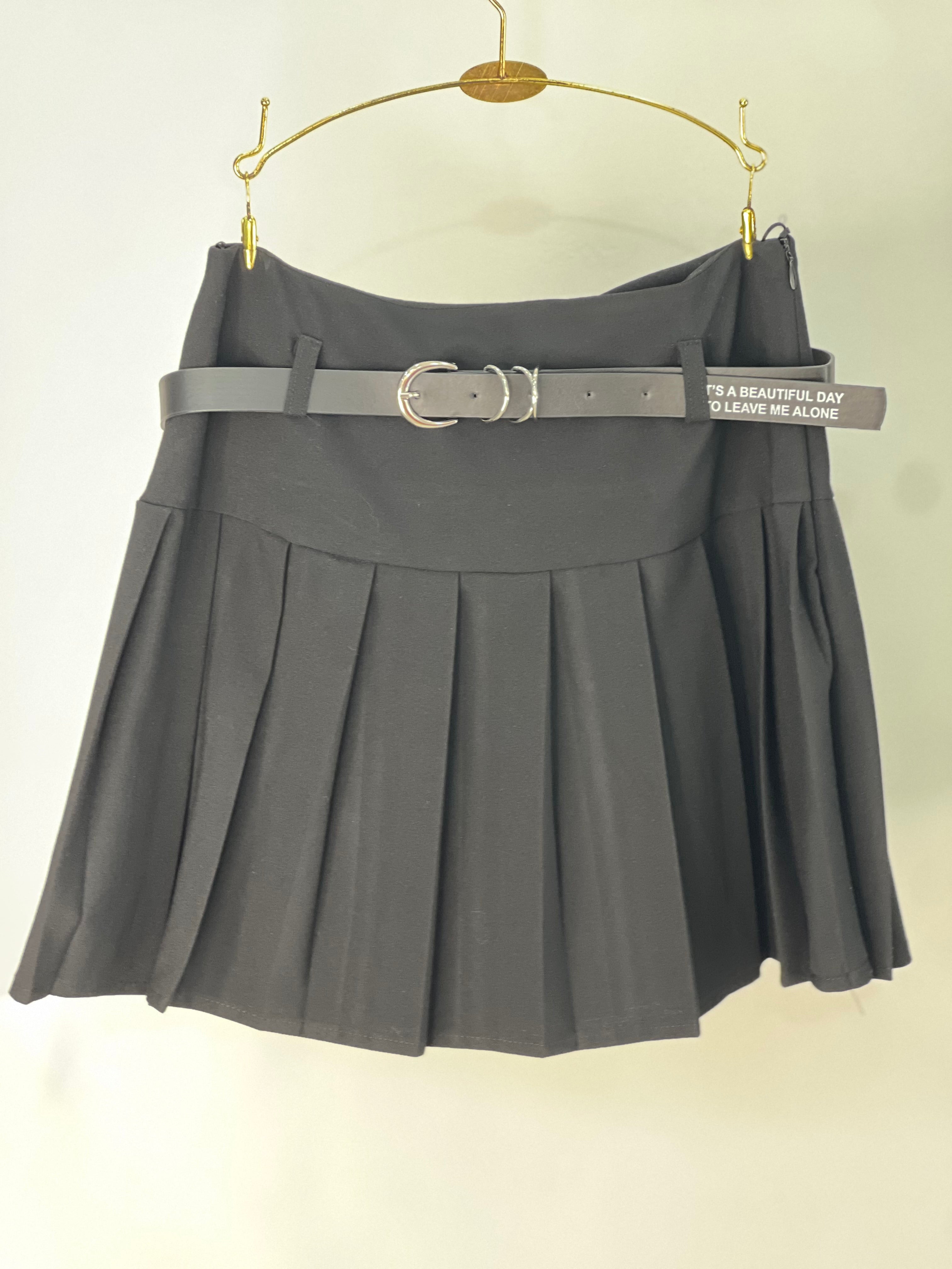 Cinch & Flow – Pleated Black Skirt with Belt