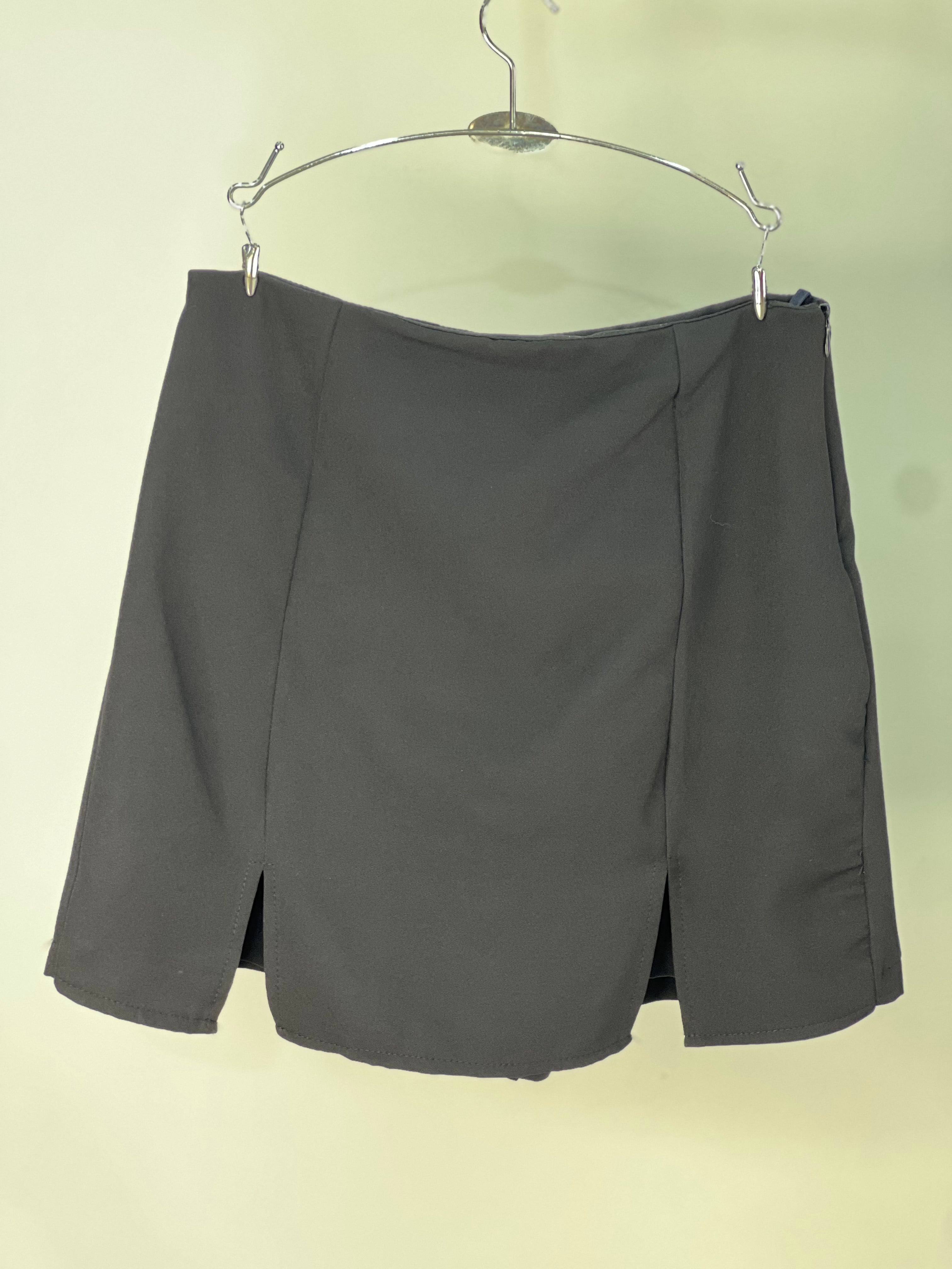 Cotton Skirt-Short Hybrid
