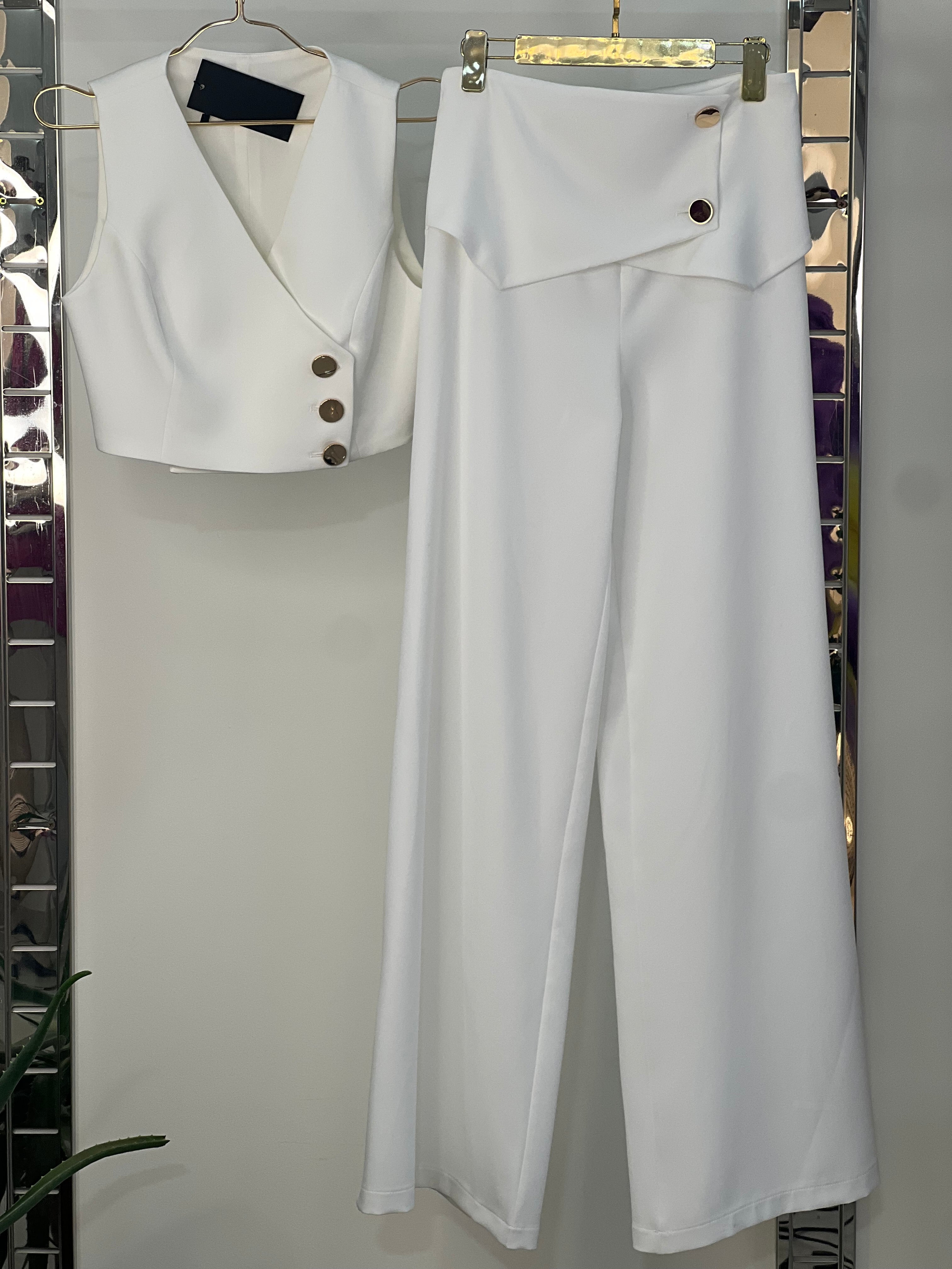 Chic White Two-Piece Set with Asymmetrical Button Detailing