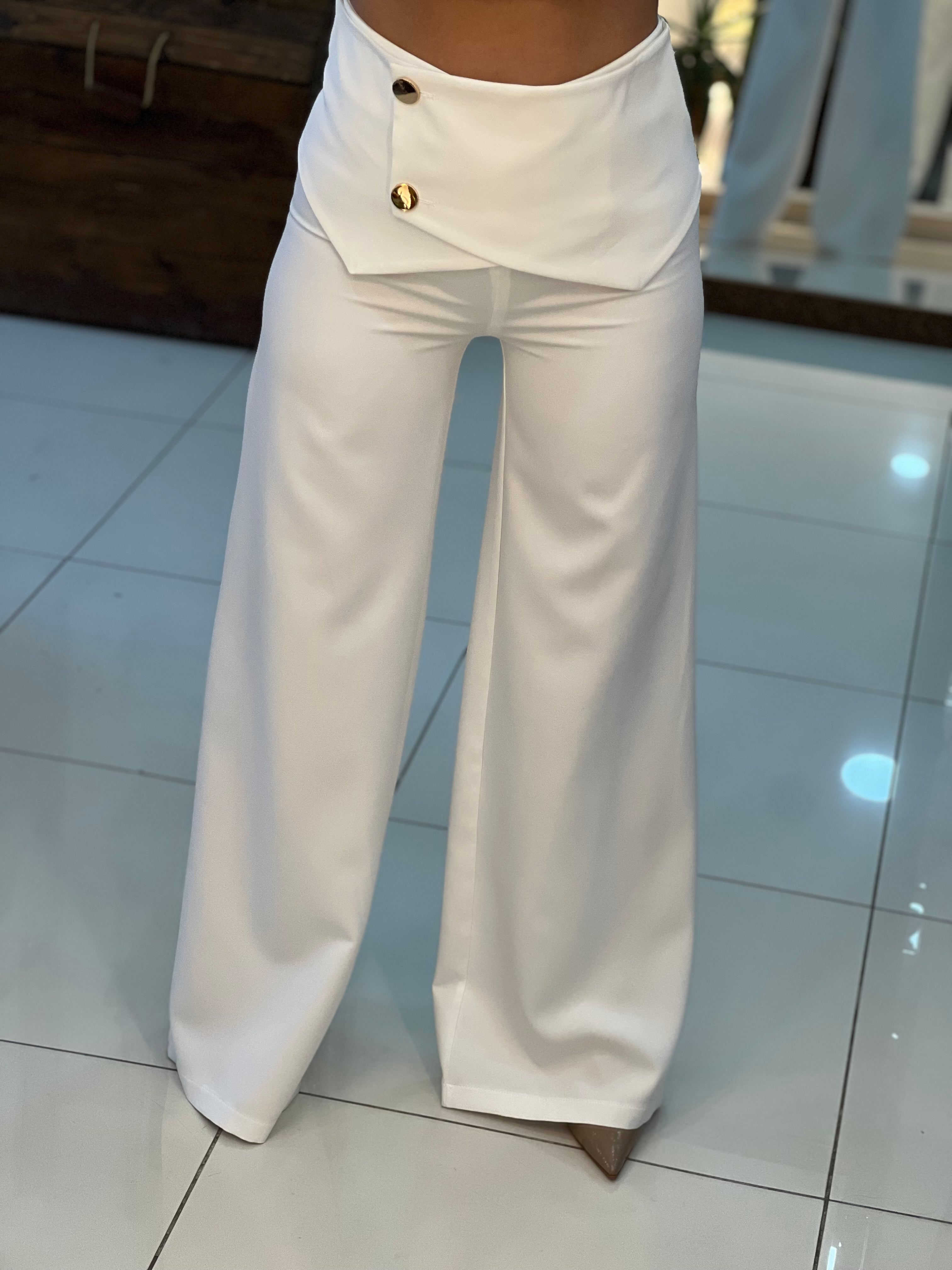 Chic White Two-Piece Set with Asymmetrical Button Detailing